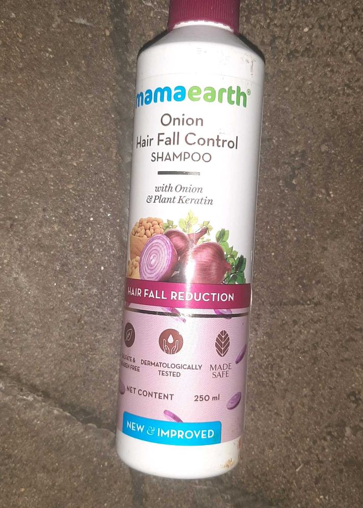 Mamaearth Onion Shampoo