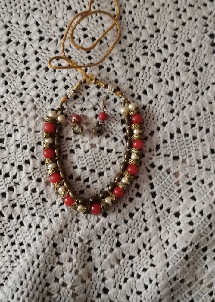 Beautiful Red Party Wear Necklace