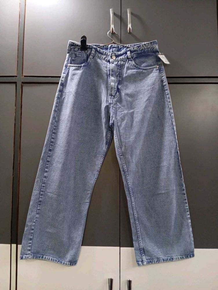 305. Straight Jeans For Women