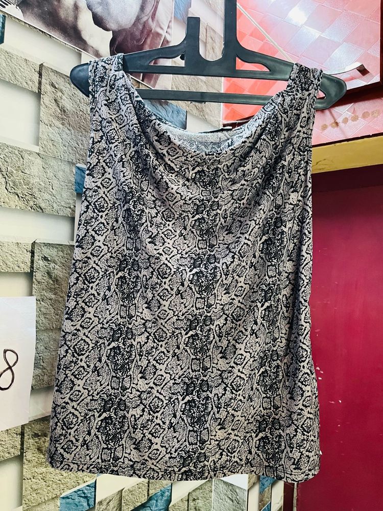 Printed Sleeveless Top