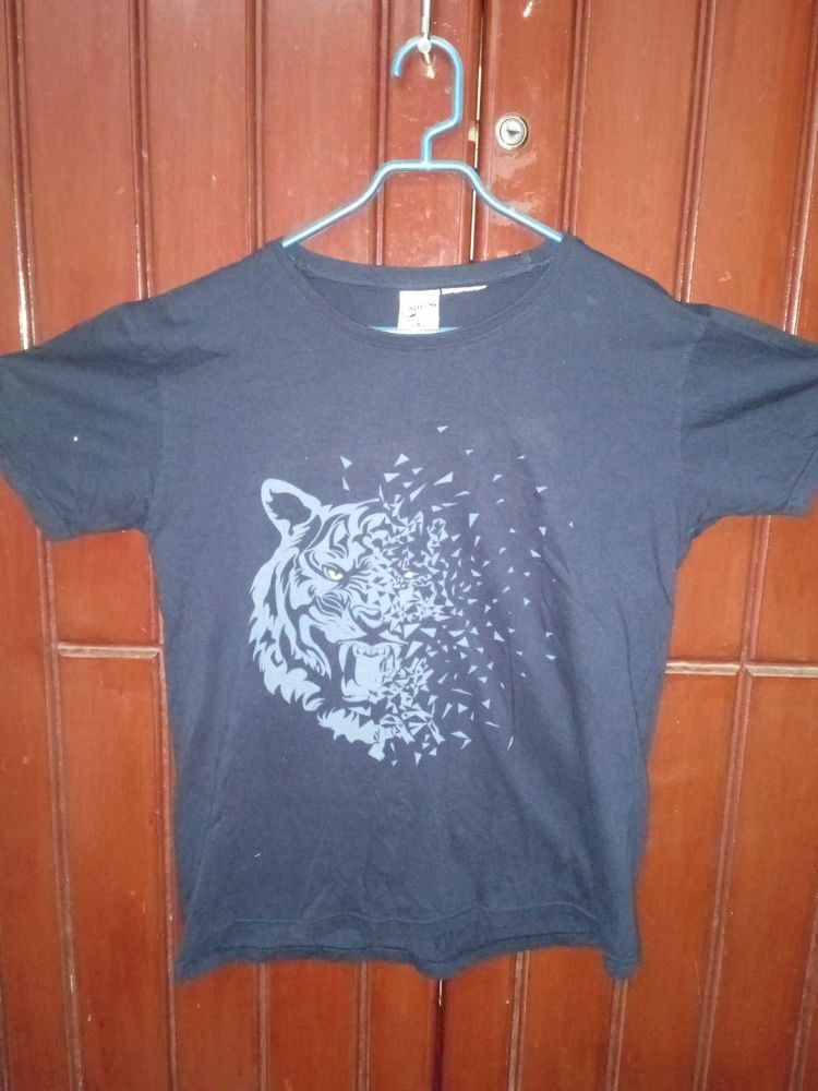 Men&#39;s T-shirt