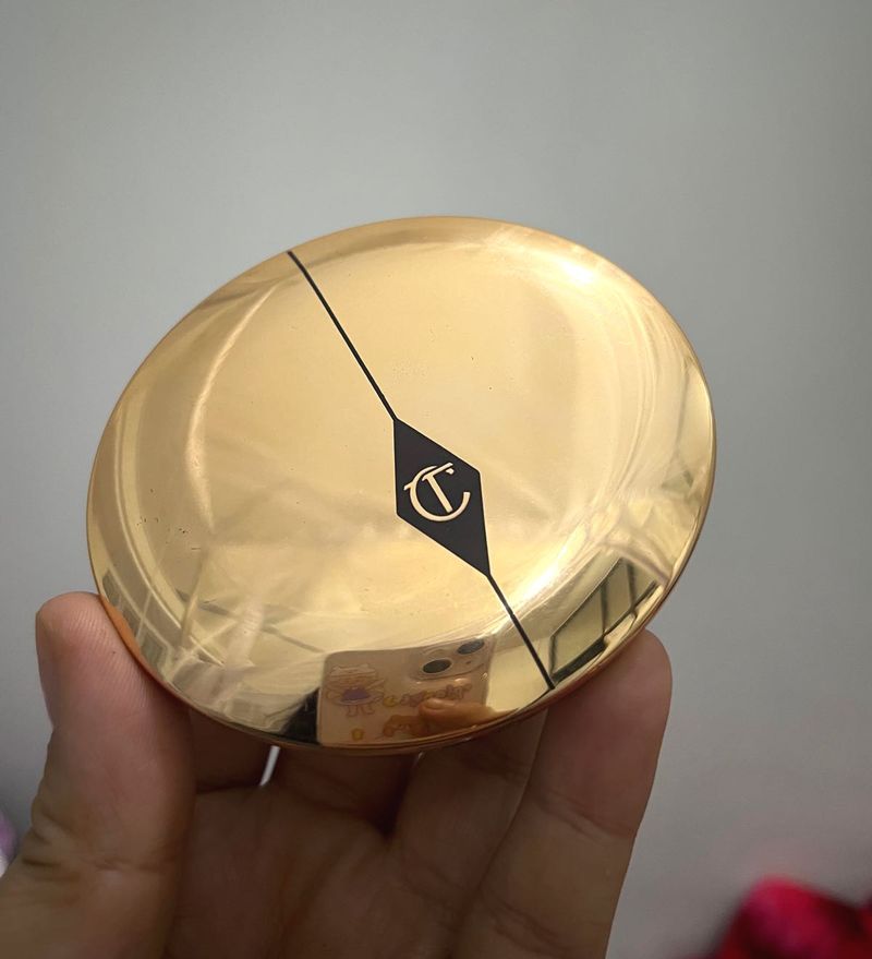 Charlotte Tilbury Compact