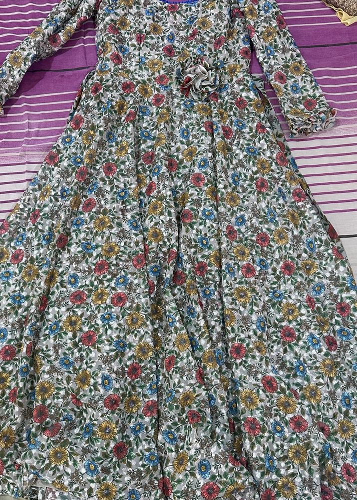 A Long Frock For 9-10 Years Old Girl