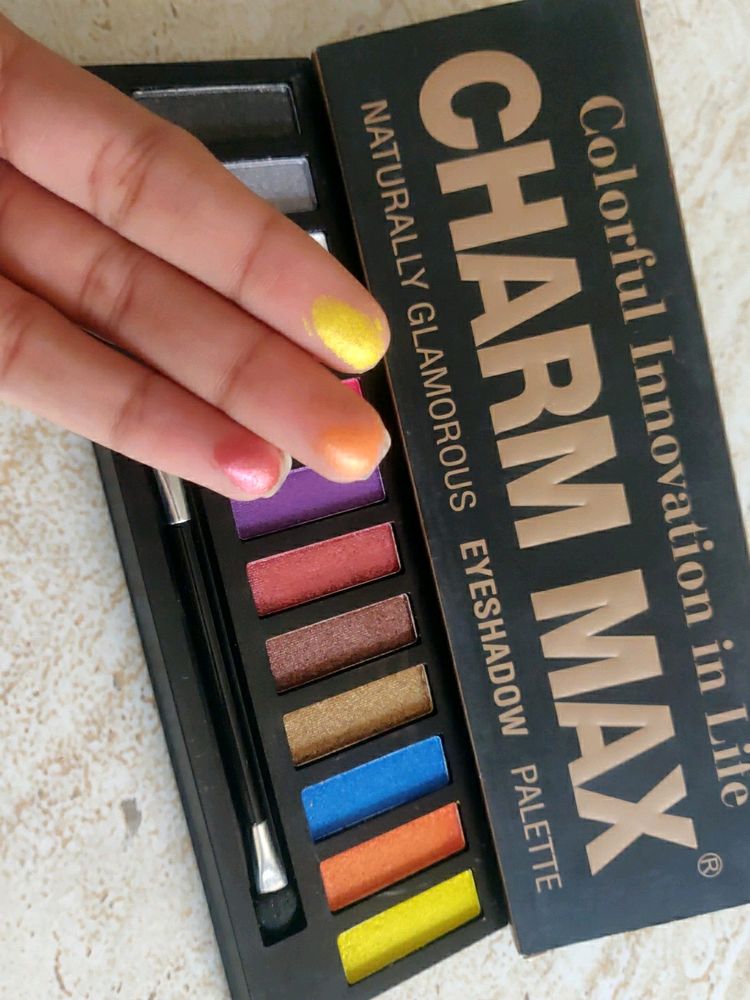 Charm Max Pop Eyeshadow Palette 😍😍