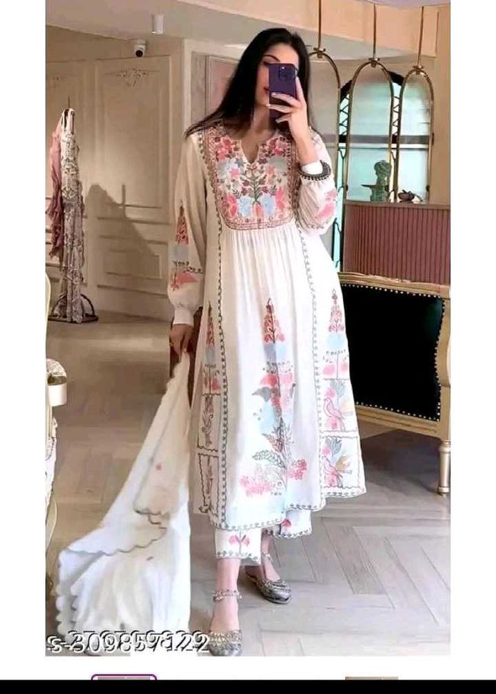 Embroidered White Salwar Kameez Suit