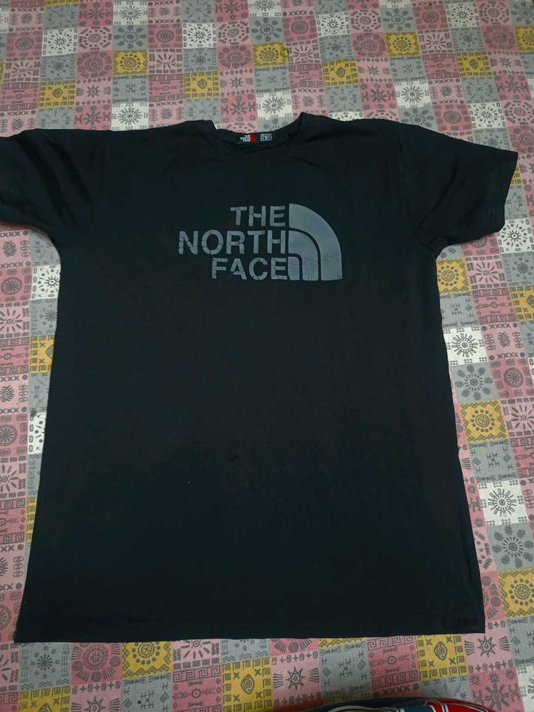 Northface Branded Tshirt