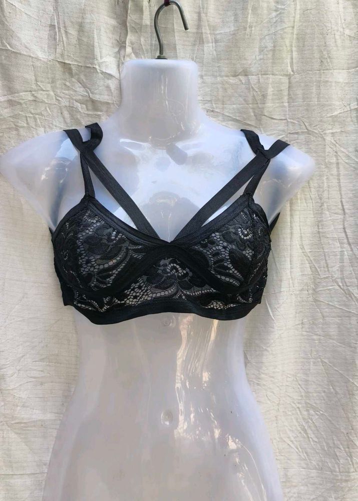 I. SEXY NET BRALETTE