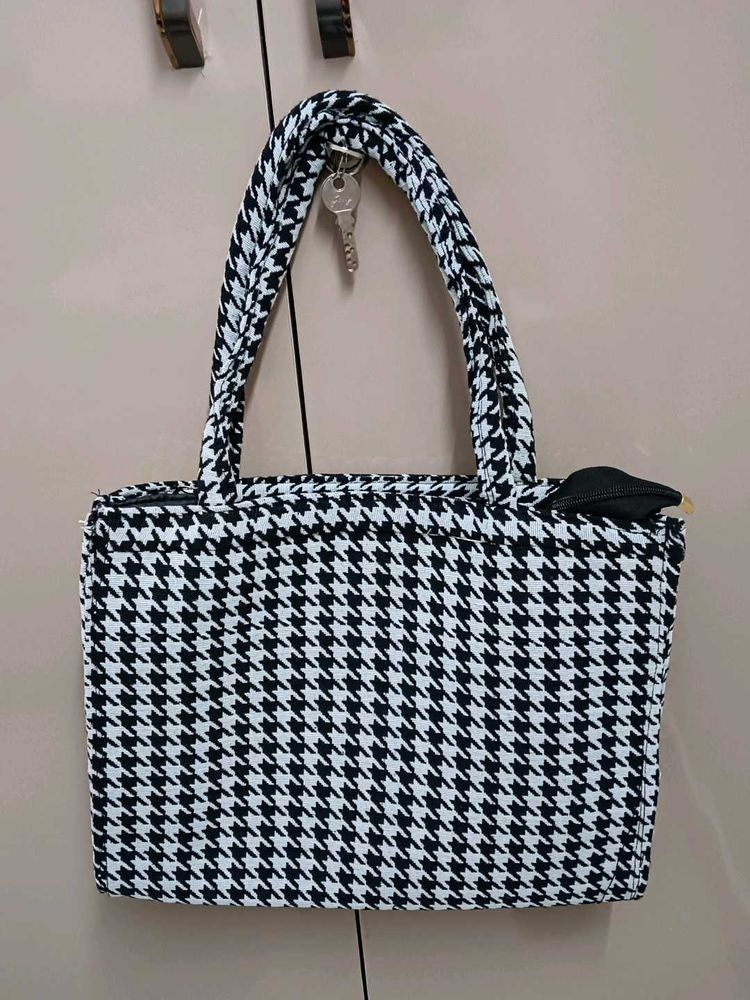 New Handbag For Women