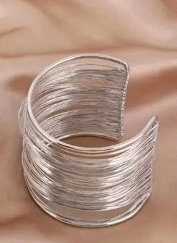 Bangle Looking Bracelet