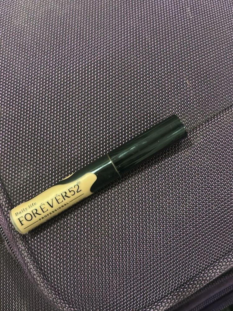 Forever52 Concealer