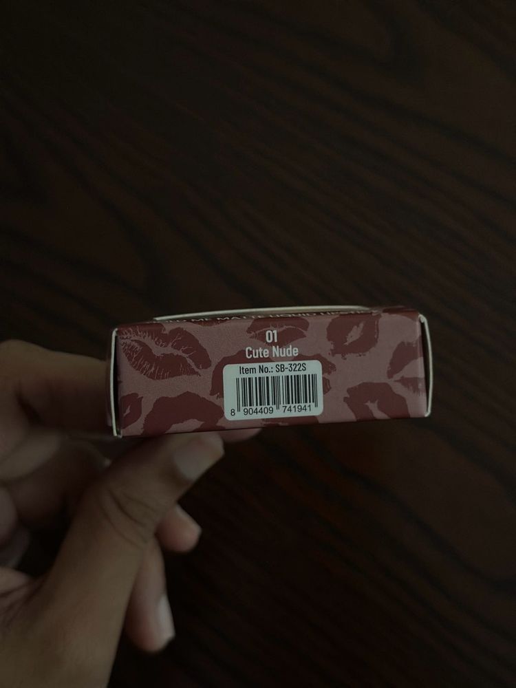 SWISS BEAUTY Liquid Lipstick- Shade: CUTE NUDE 01