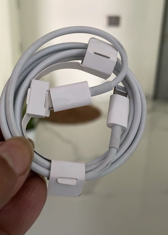 Lightning cable Original new