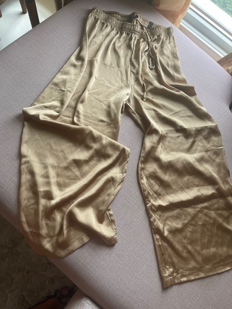 go colours gold pallazo