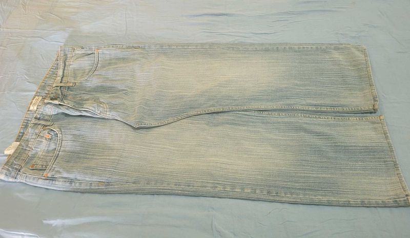 Light Wash Denim Jeans