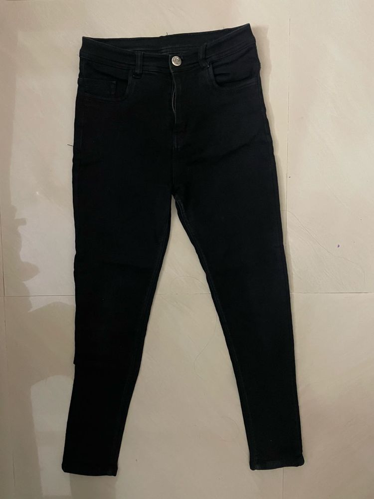 Black Skinny Jeans