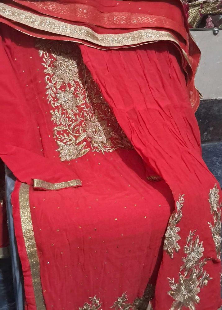 Red Party Wear Suit❤️❤️