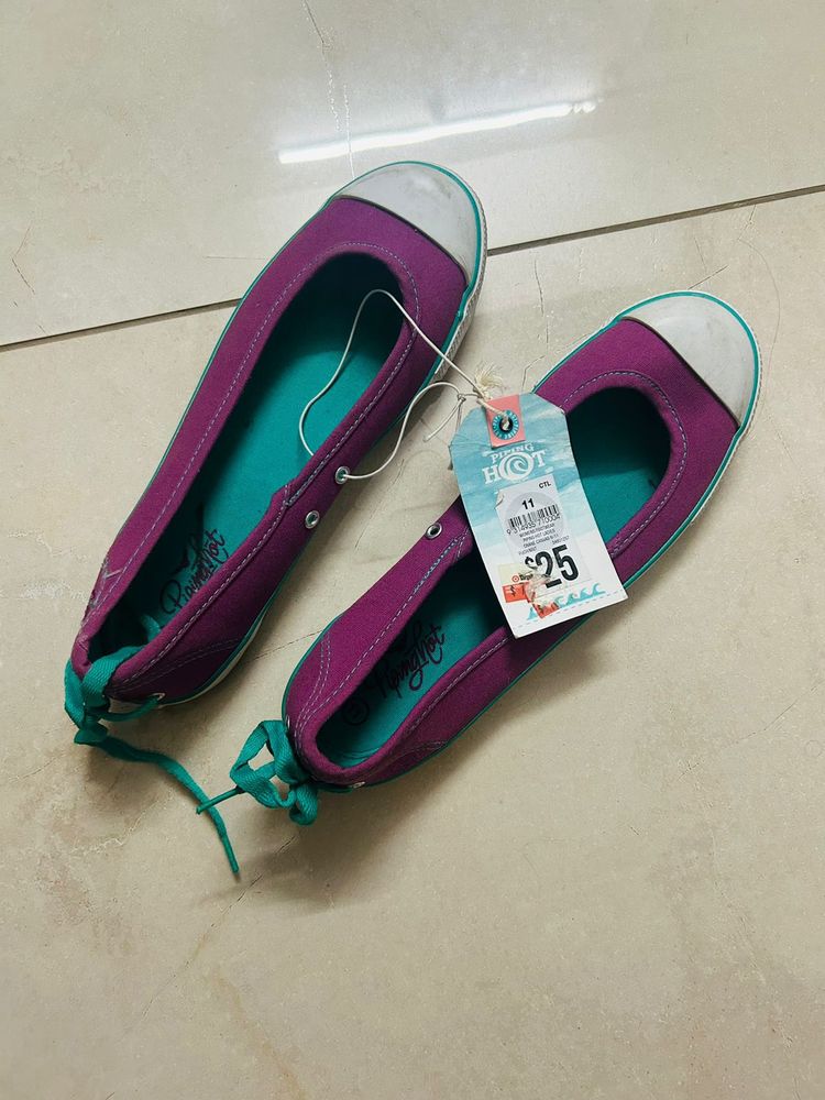 PRICE DROP🔥 Target Footwear