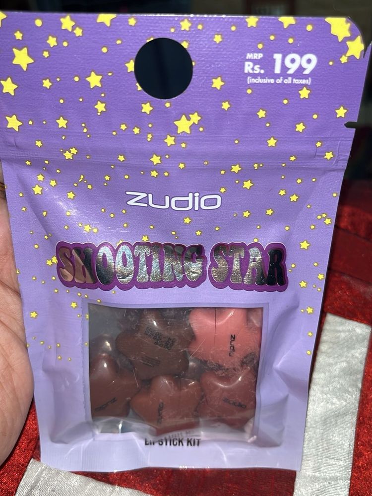 Zudio Shooting Star Lipstick Kit