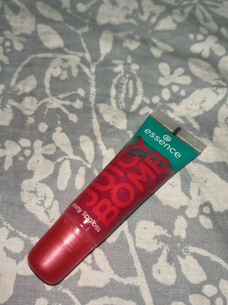 Essence Lip Gloss