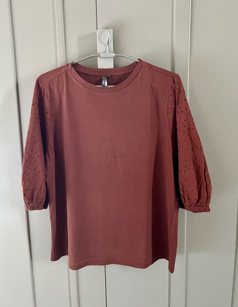 Chic Rust Top