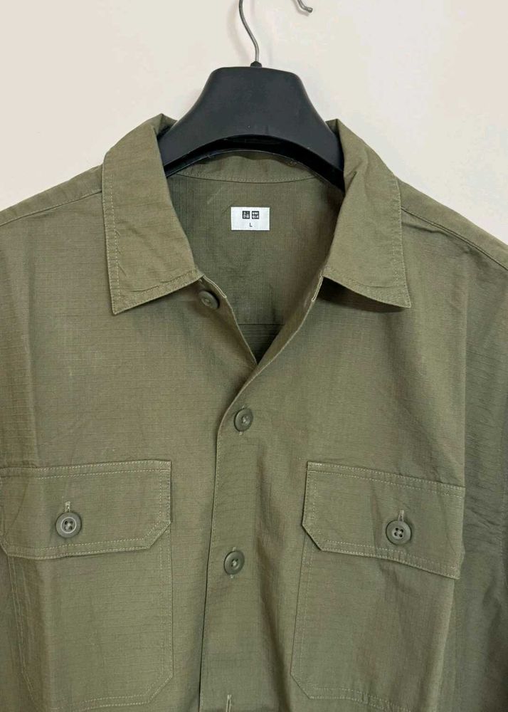 Uniqlo Double Pocket Shirt