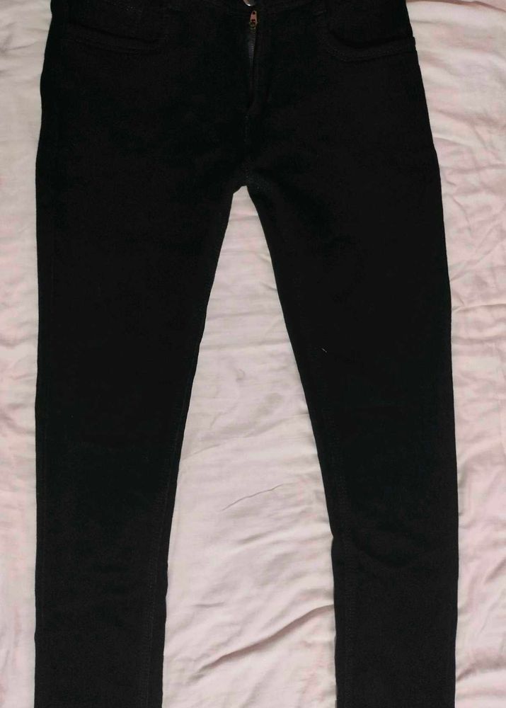Black Skinny Fit Jeans – Brand New, Never Worn