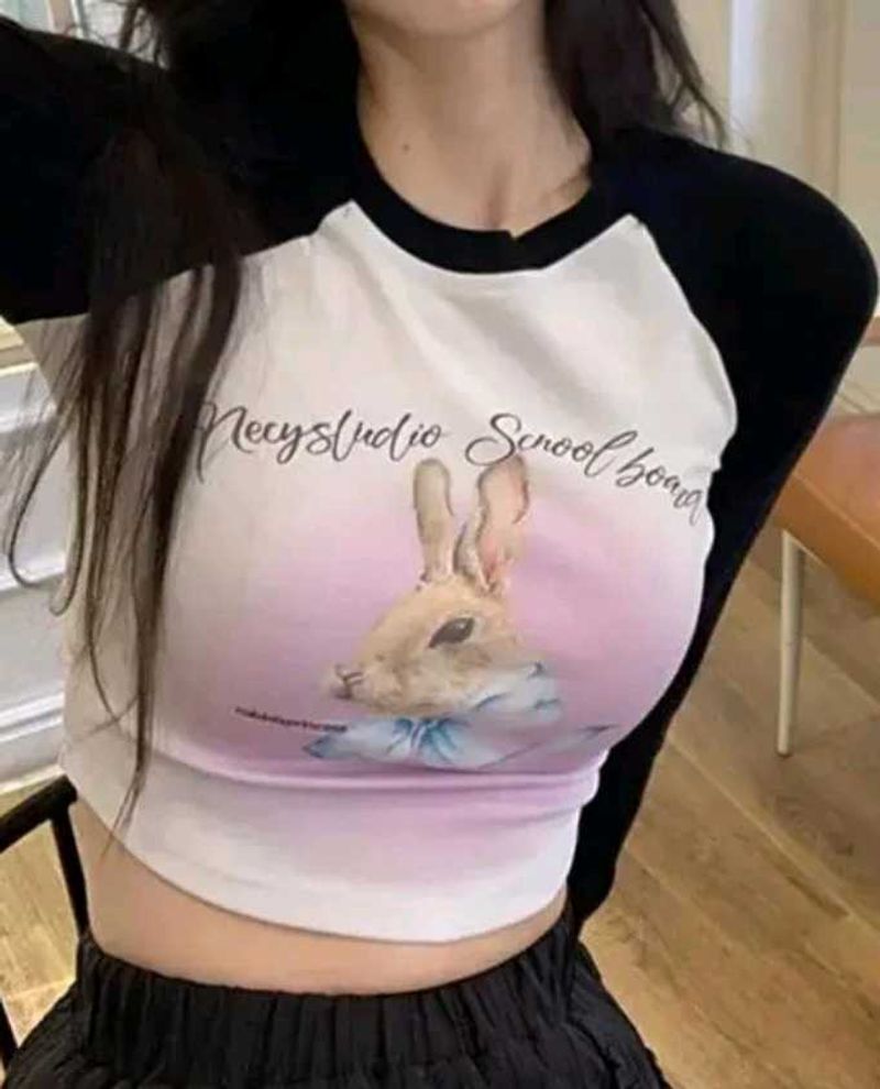 Cute Graphic Print Crop Top