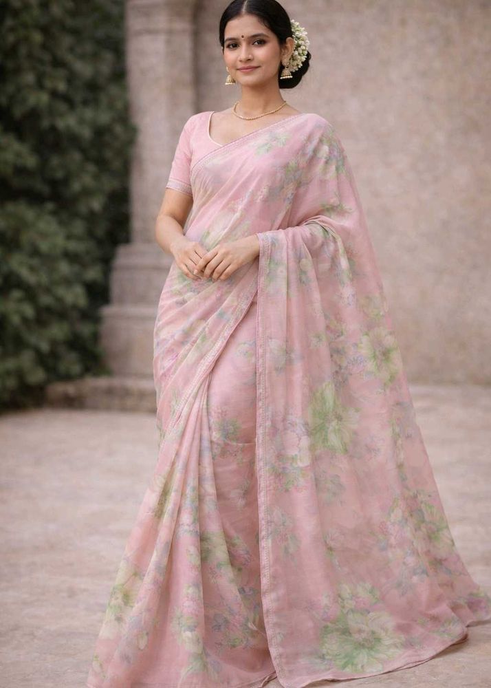 Pink Floral Georgette Saree –Lightweight &amp; Elegant
