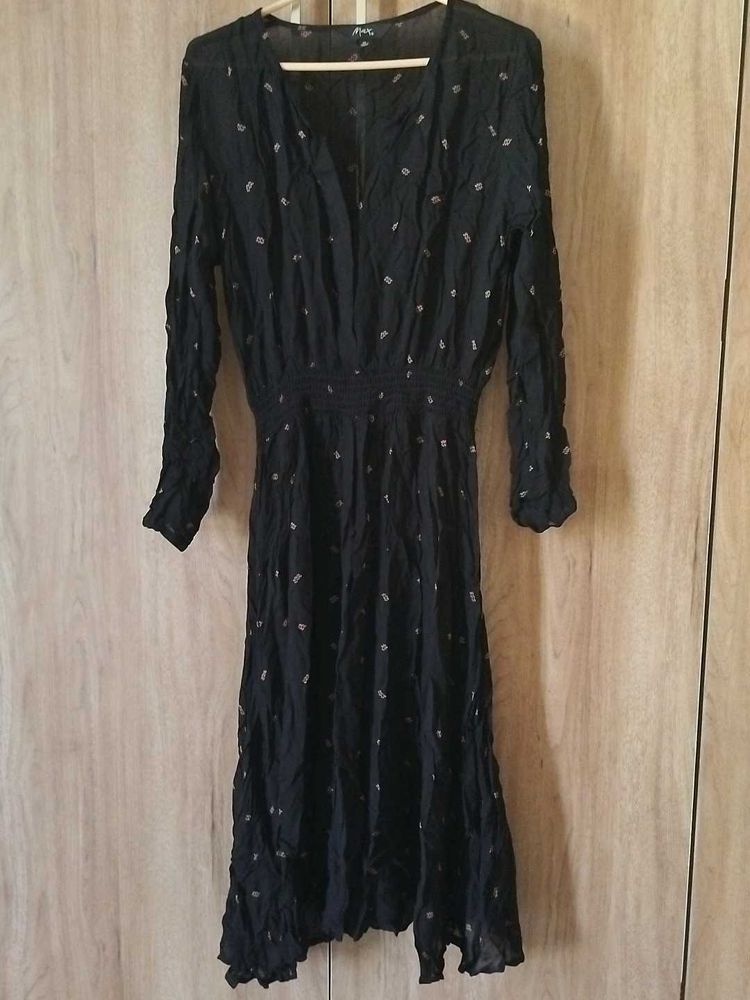 MAX Black Midi Dress with Long Sleeves