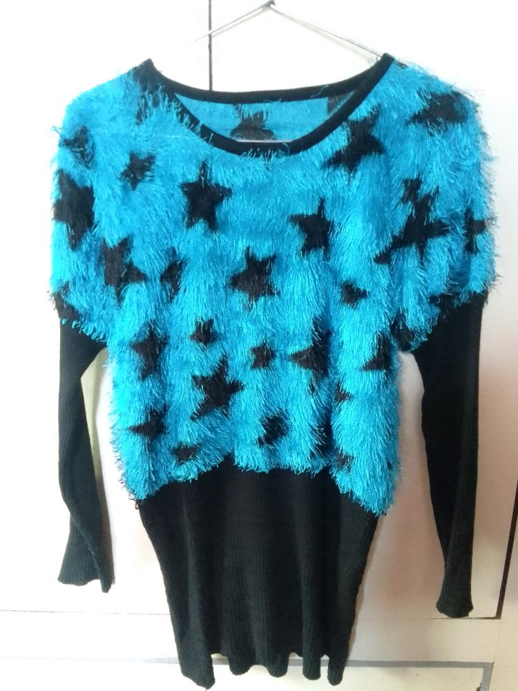 It's a partywear blue warm top 💙!