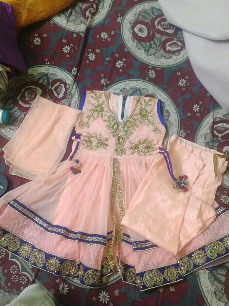 Girl&#39;s Peach Embroidered Salwar Kameez