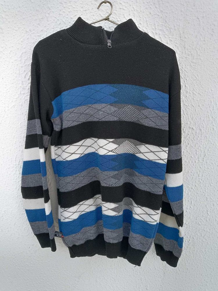 Stylish Patterned Sweater