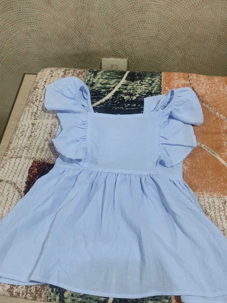 Cute Blue Ruffled Top