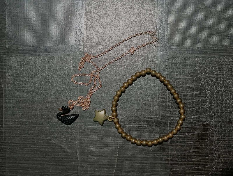Star Beaded Bracelet &amp; Duck Pendant ⭐