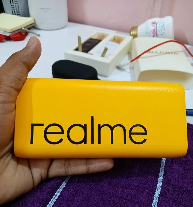 Realme Power Bank 2, 20000 Mah.