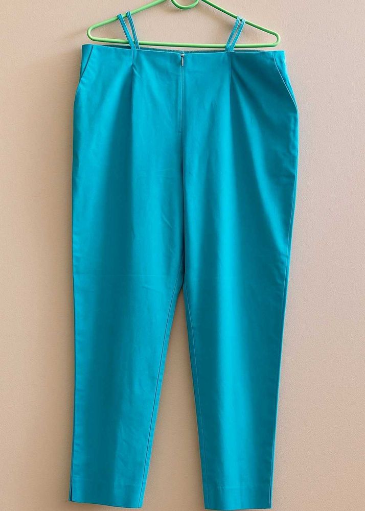 Turquoise Cropped Trousers