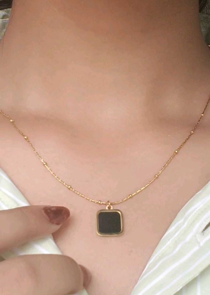 Elegant Anti Tarnish Square Pendant Necklace