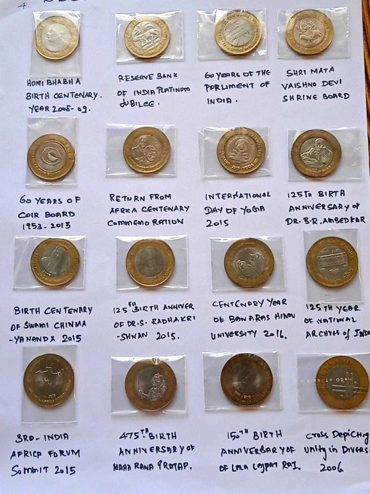 Sixteen 10 R Commemorative Coins Set