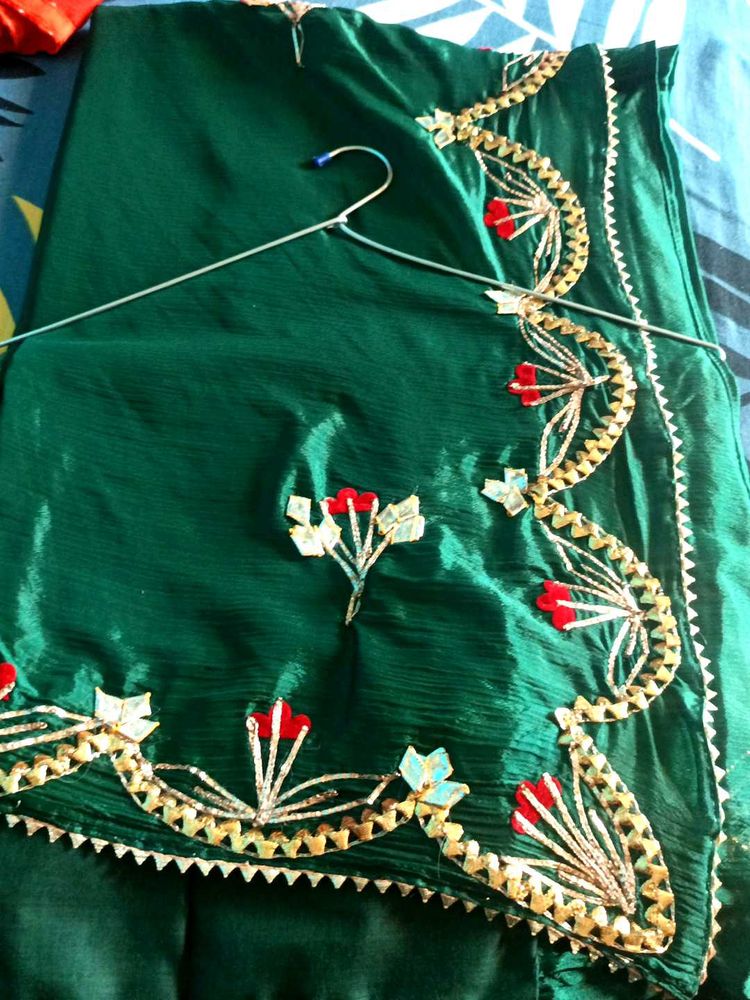 Green Gota Patti saree yellow blouse 44 inch