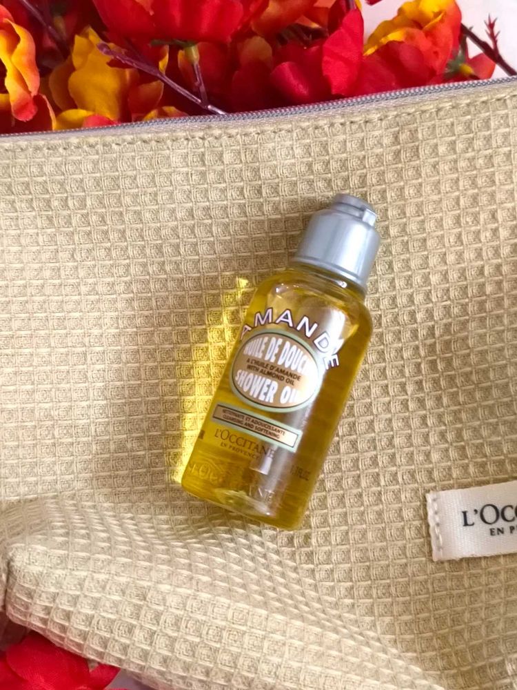 L&#39;Occitane Almond Shower Oil - Travel Size