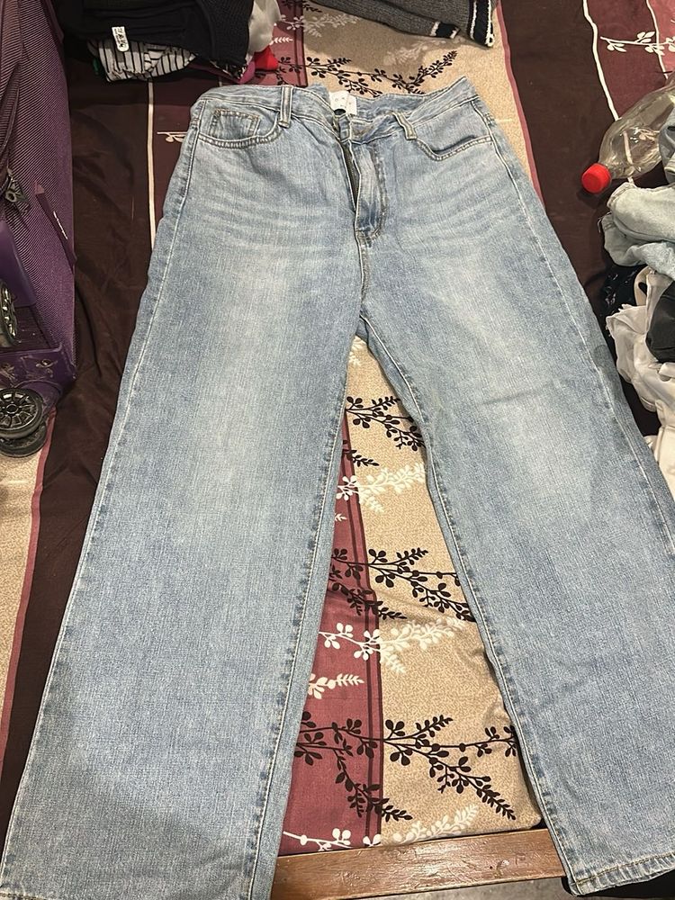 Wide Leg Jeans - Light Wash