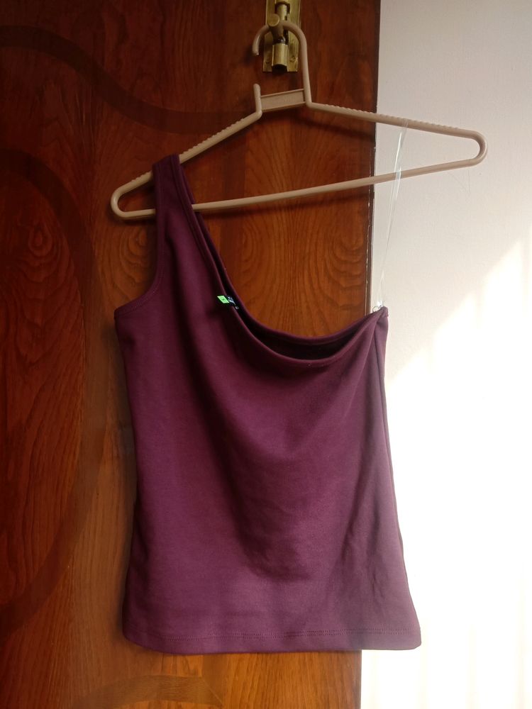 Tokyo Talkies Burgundy One Sleeve Top