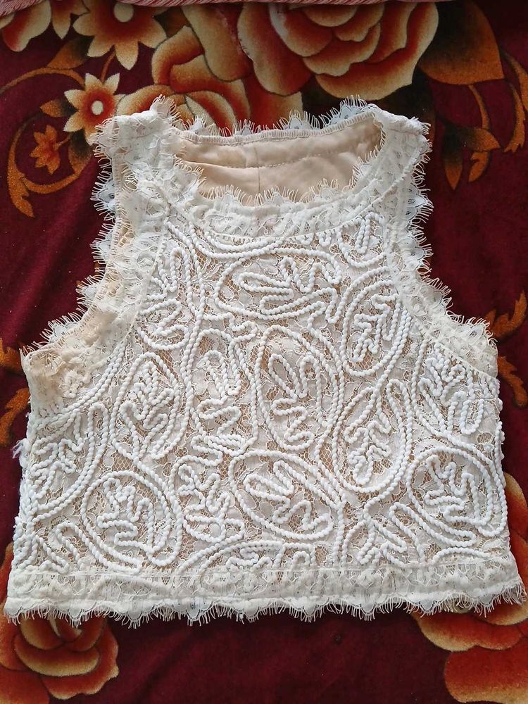 Lace Detail Sleeveless Top