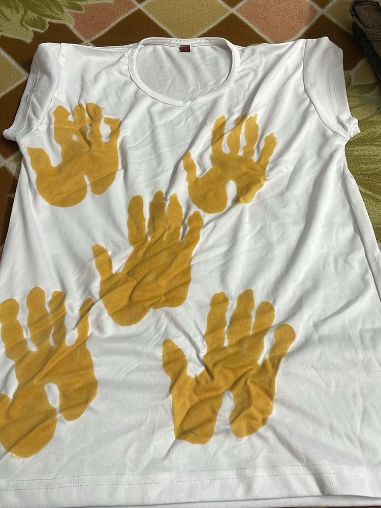 Handprint Graphic T-Shirt