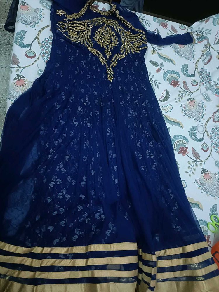 Heavy Party Wear Anarkali &amp; Dupatta In L Size