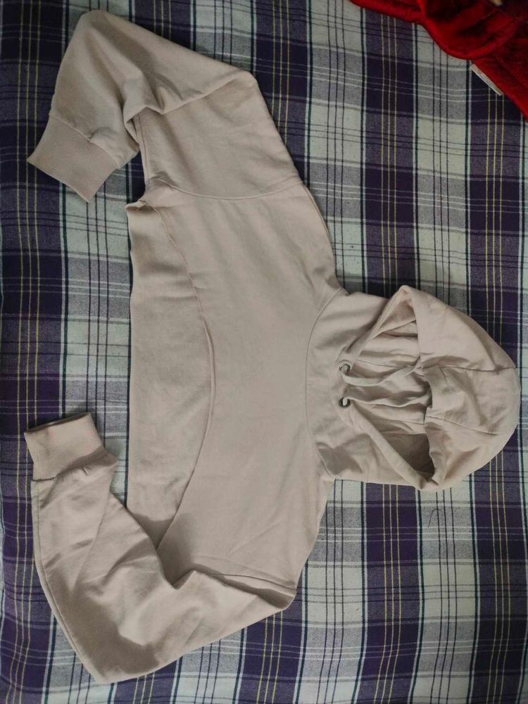 Cropped Hoodie