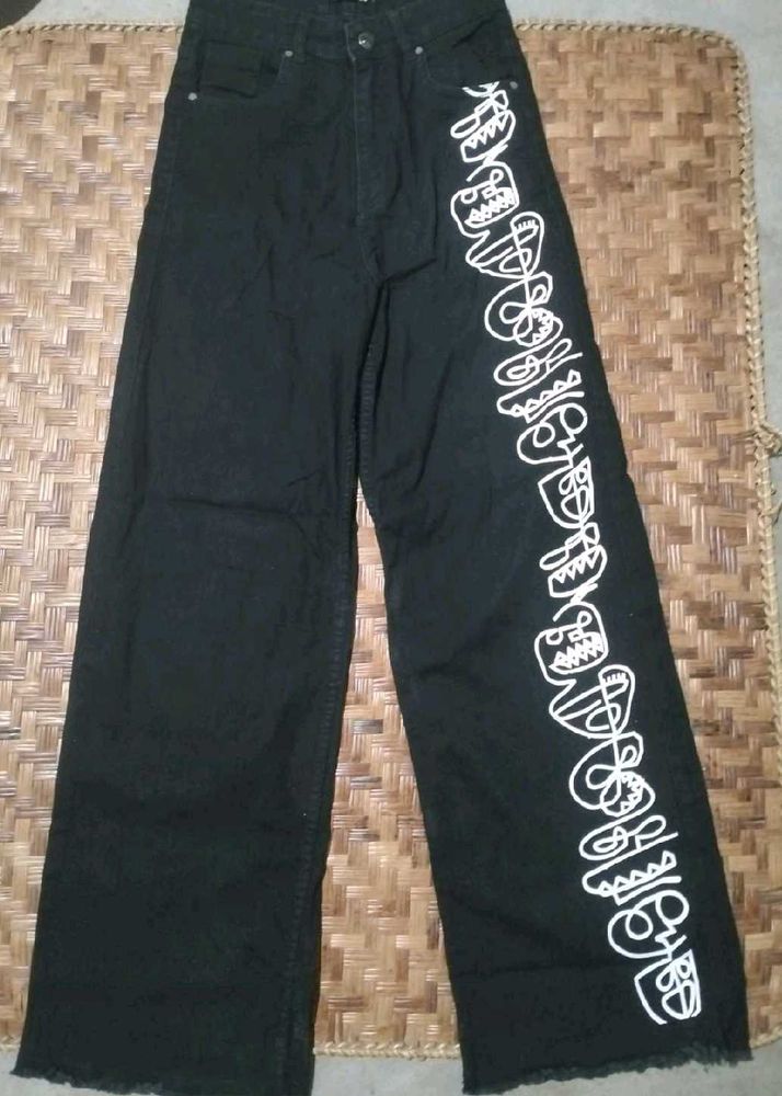 Statement Black Wide Leg Jeans For My Tall Girlies