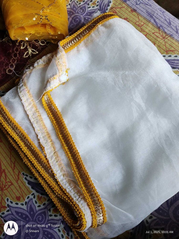 White Dupatta