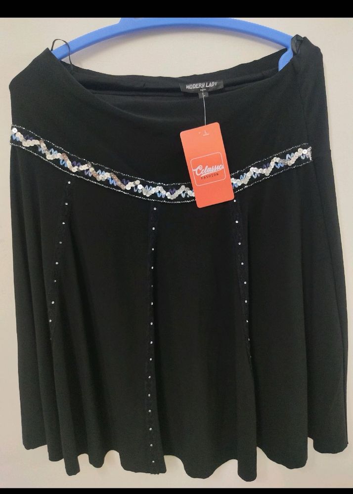 Elegant Black Skirt - L Size