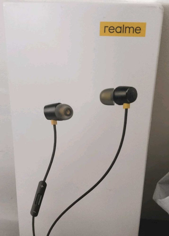 Earphones